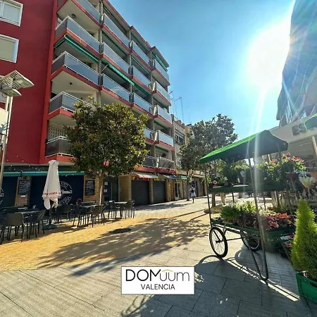 Domuum Holidays - Valencia Apartament *