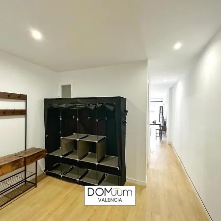 Domuum Holidays - Valencia 아파트 살루
