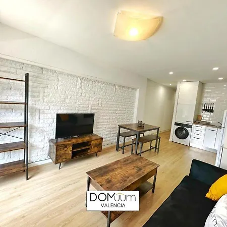 Domuum Holidays - Valencia Apartment Salou