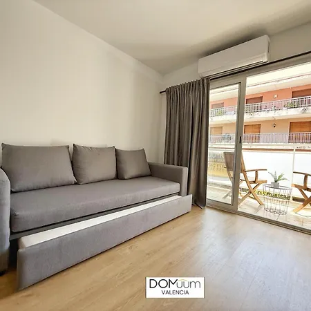 Domuum Holidays - Valencia * Σαλού